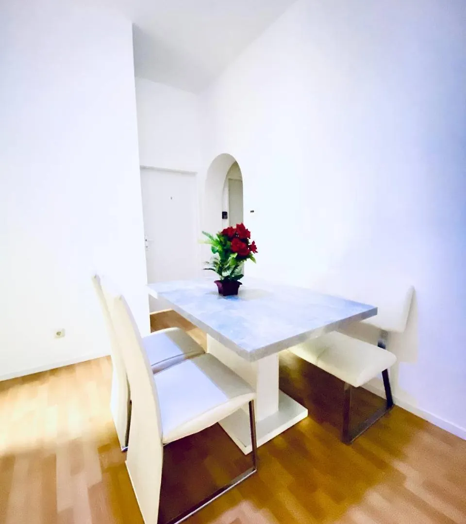 Cozy Room In The 23Rd District Of Vienna Fr5 Αυστρία