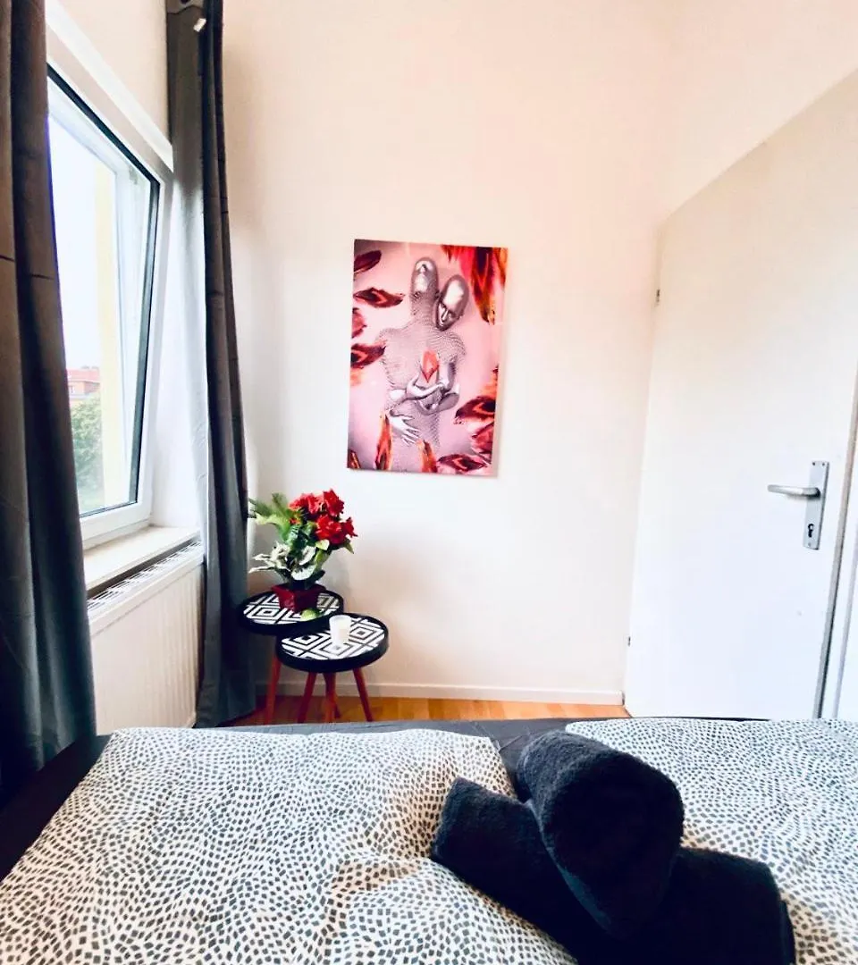 Δωμάτια σε οικογενειακή κατοικία Cozy Room In The 23Rd District Of Vienna Fr5