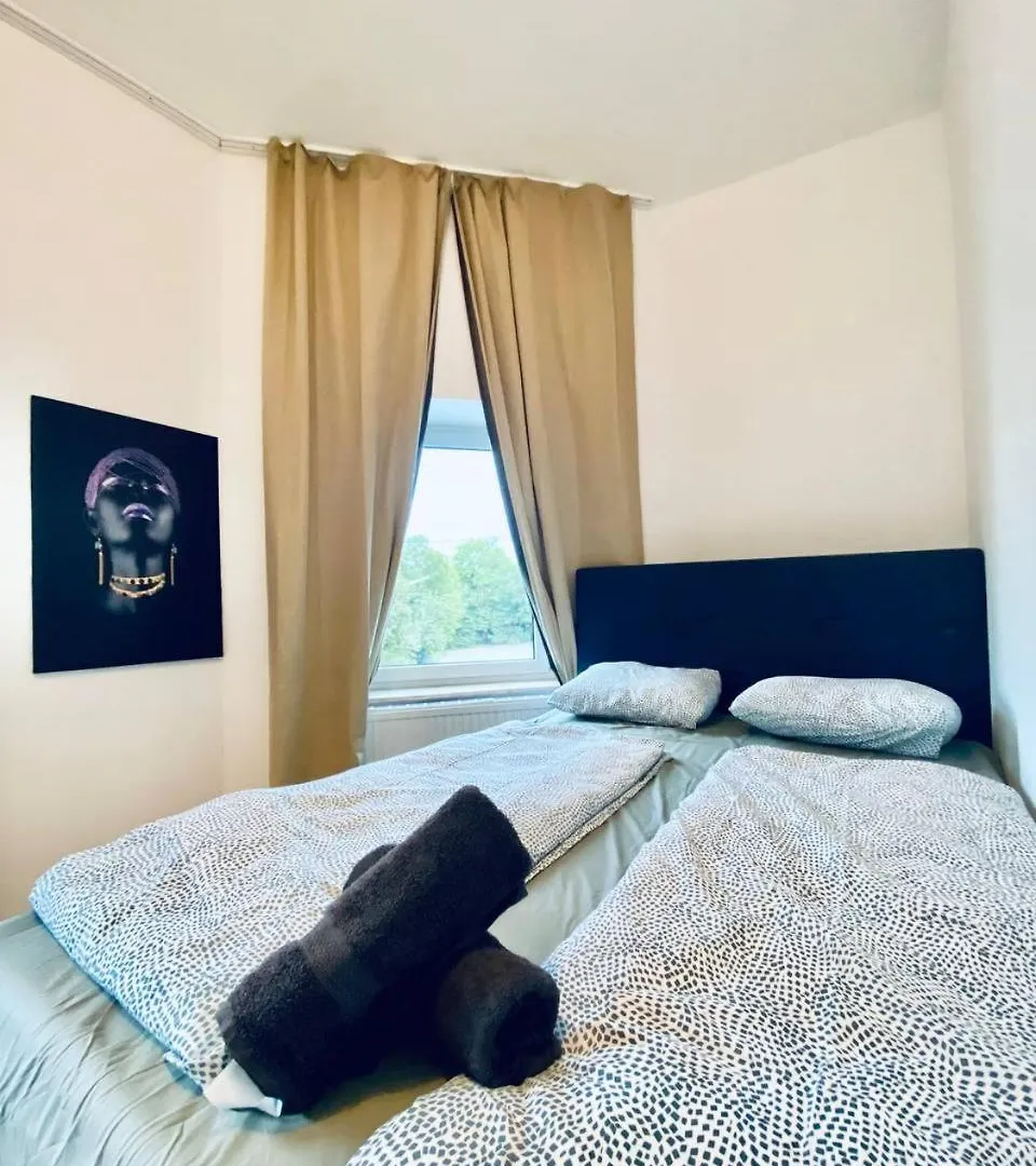 Δωμάτια σε οικογενειακή κατοικία Cozy Room In The 23Rd District Of Vienna Fr5