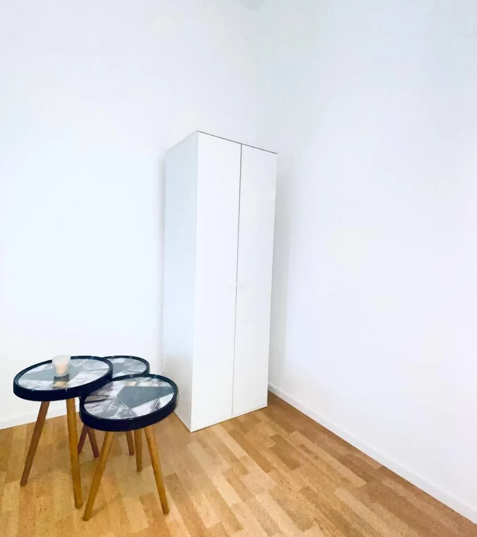 Cozy Room In The 23Rd District Of Vienna Fr5 Δωμάτια σε οικογενειακή κατοικία