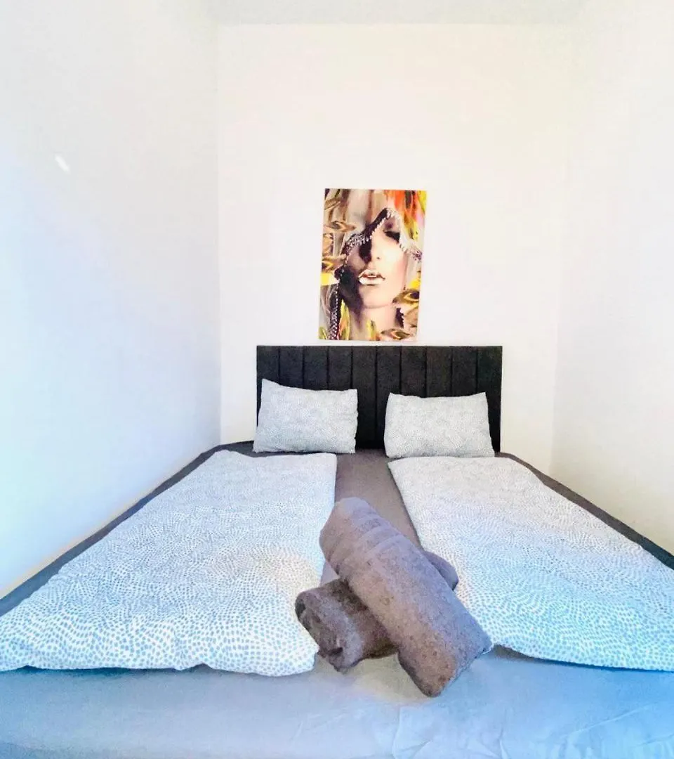 Cozy Room In The 23Rd District Of Vienna Fr5