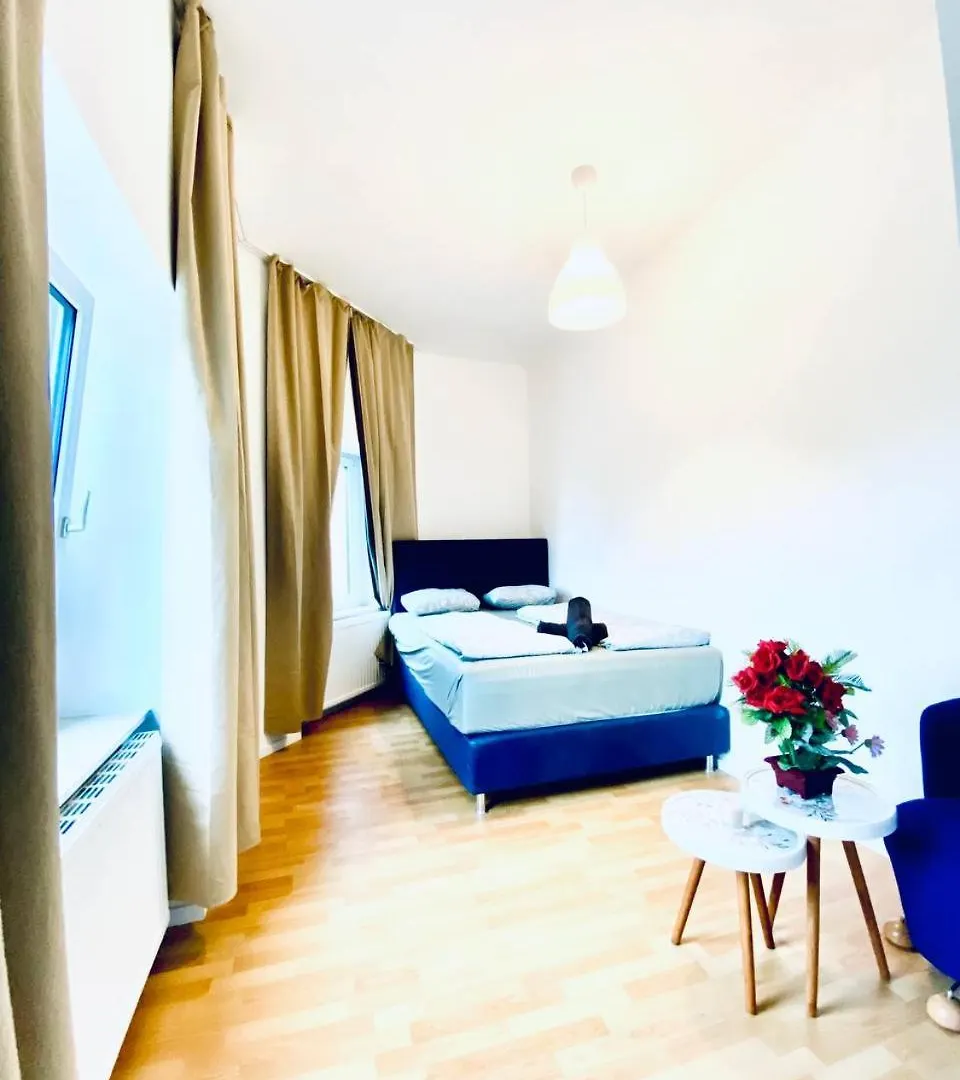 Cozy Room In The 23Rd District Of Vienna Fr5 0*,  Austria